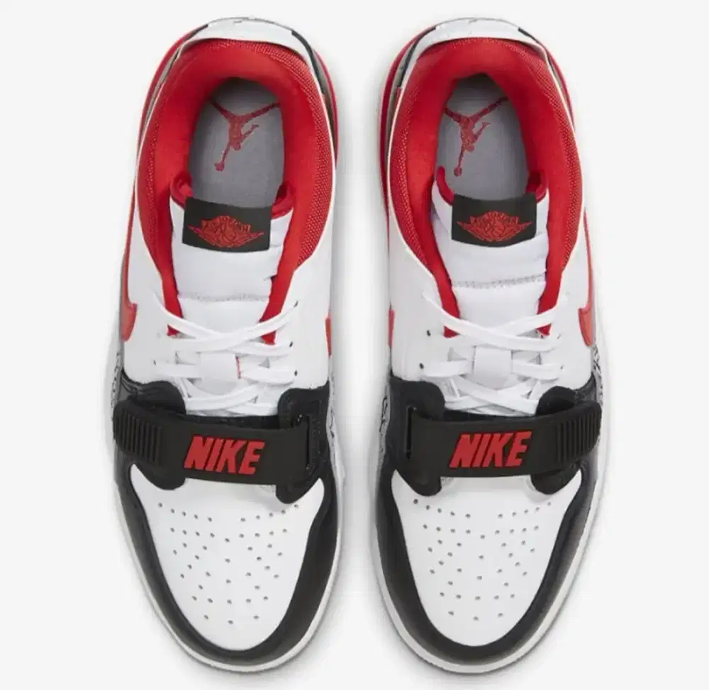 Air jordan legacy 312 Original size 9/ 42.5 fire red