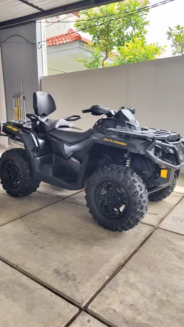 ATV Can Am Outlander Max 1000 XT-P 2022