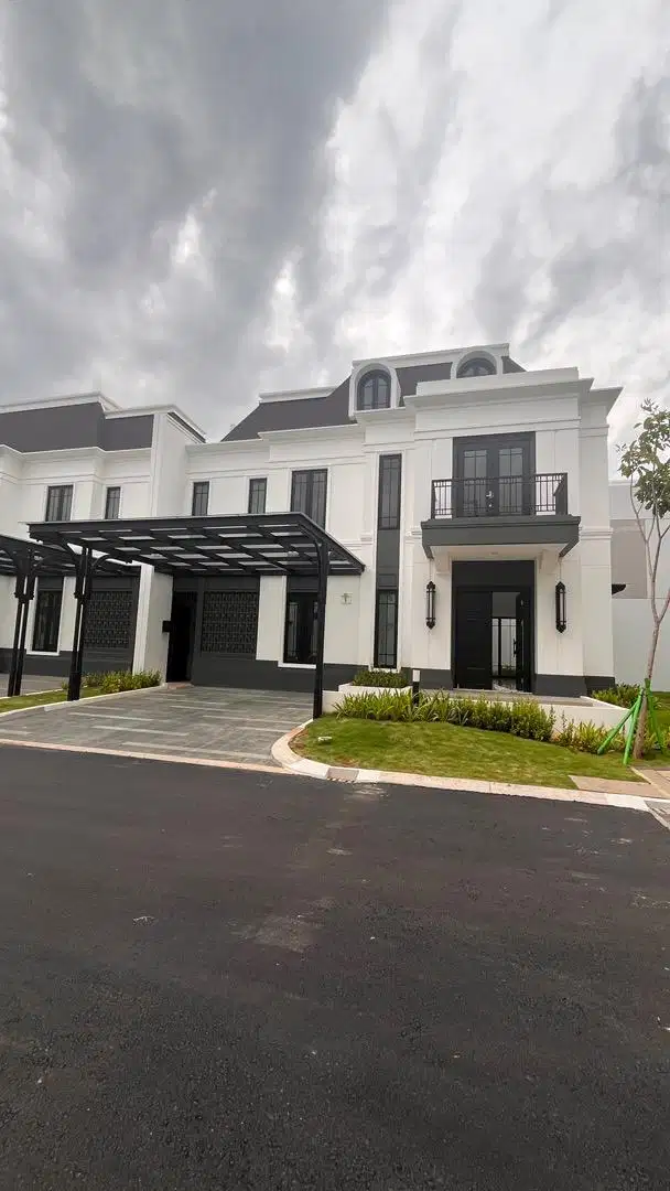 Rumah baru siap huni, bebas banjir di summarecon crown gading