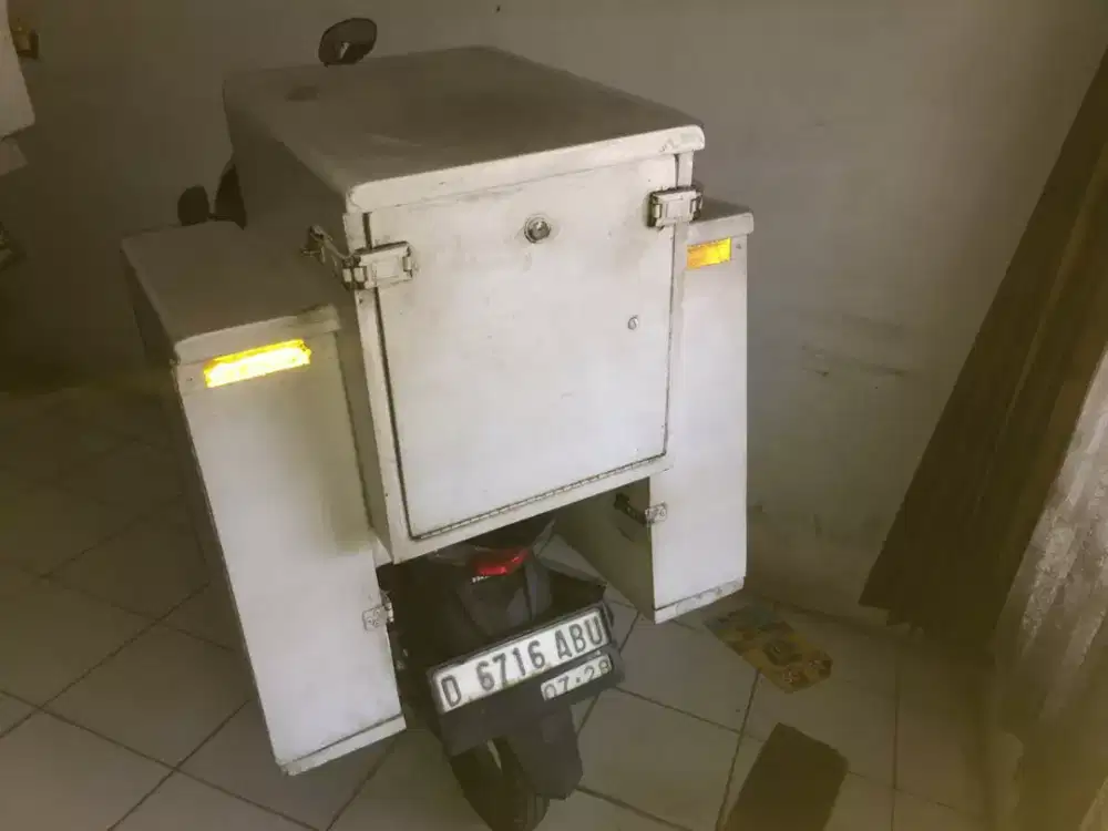 Jual Box delivery mtr bekas