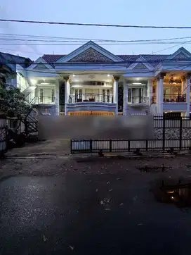 Turun Harga Ruma Kantor Area Kebayoran Baru Jakarta Selatan