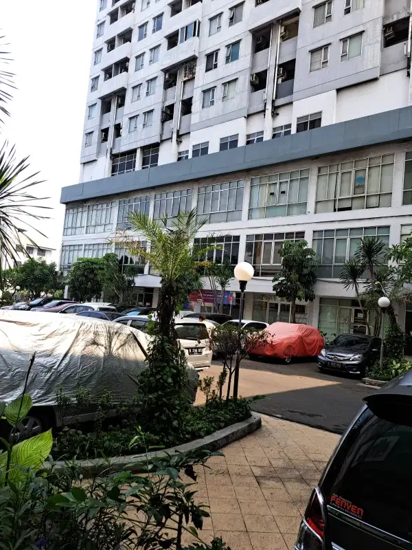 Ruangan Kantor disewakan di Apartemen Menteng square