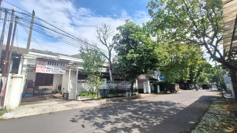 Butuh terjual cepat Rumah Lama terawat di Jl kinanti Turangga Bandung