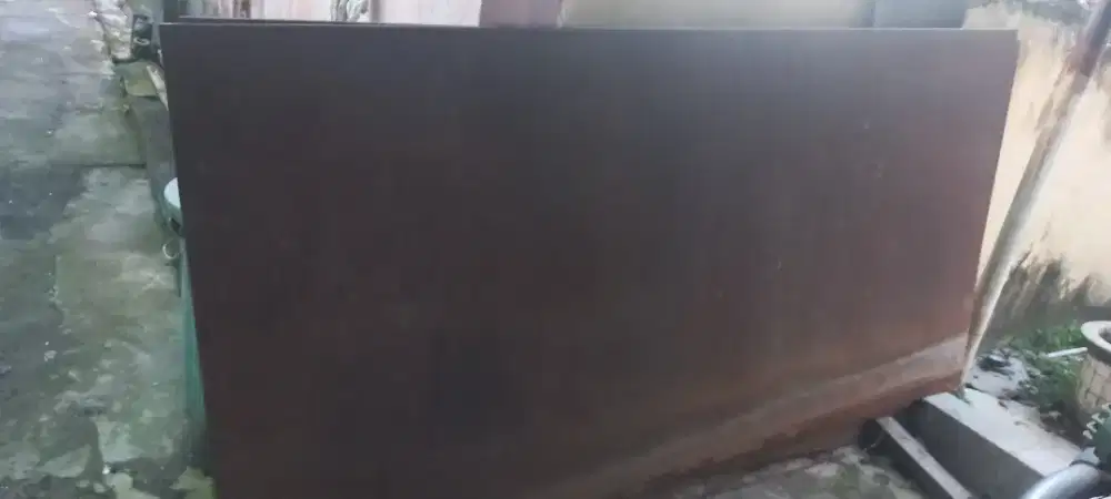 Dijual Besi Plat 5 mm uk. 120 x 240 cm