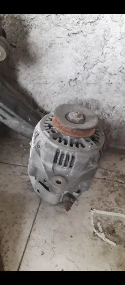 Alternator Dinamo amper ex copotan Trooper bensin