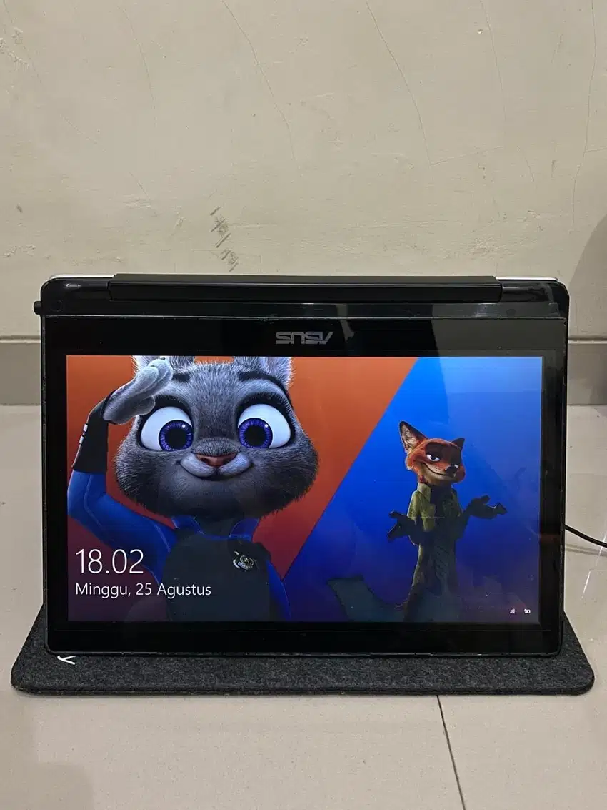 LAPTOP ASUS TP300L i3-4030 4gb/500gb nvidia 820M touchscreen