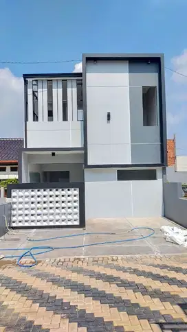 RUMAH 2 LT 595 JUTAAN DI CIHANJUANG DKT SARIWANGI