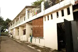 Rumah Kos Kost Aktif di Jl. Parakan Saat