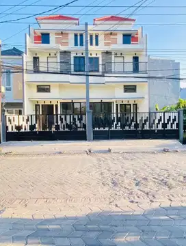 Dijual Rumah Raya Tambak Medokan Ayu BARU GRESS