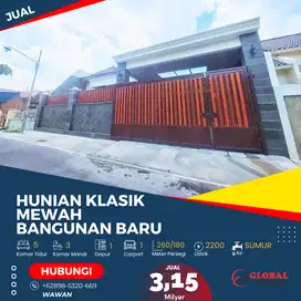 Hunian Klasik Mewah Bangunan Baru