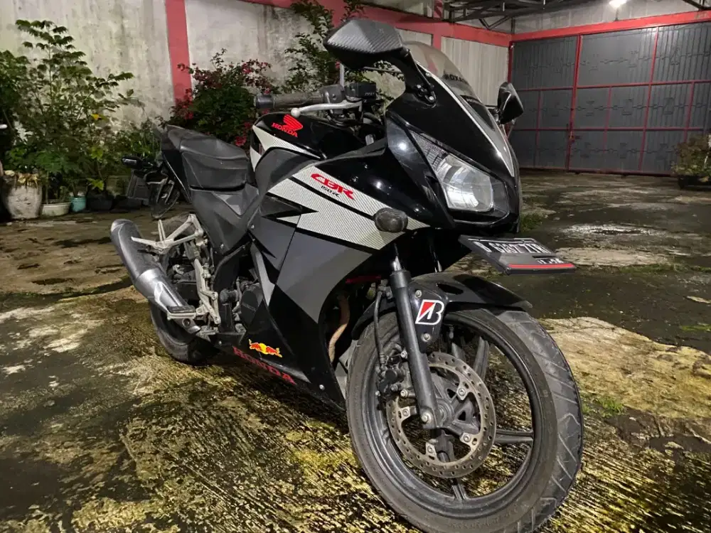 Motor Honda CBR K45 Tahun 2014-2015 Murah