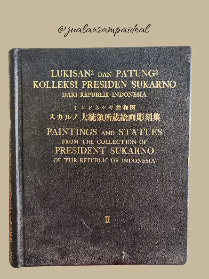 Buku lukisan2 patung2 kolleksi Sukarno