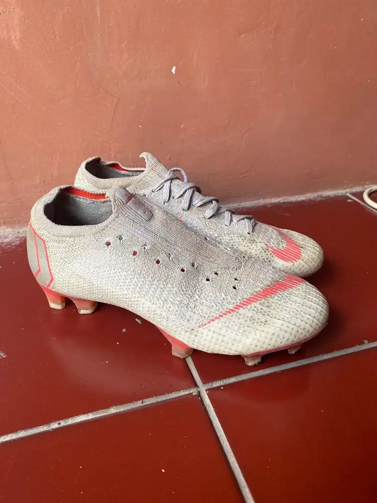 jual sepatu bola nike original second