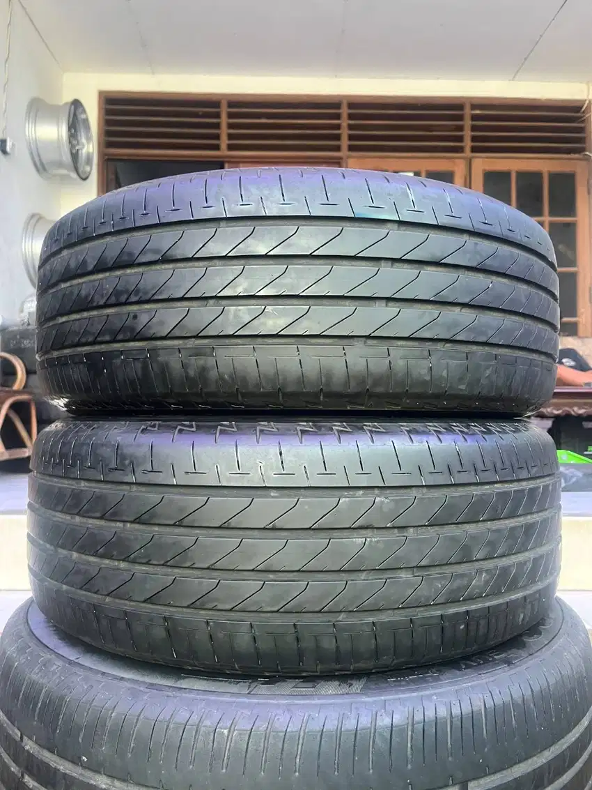 Ban Bridgestone Turanza T005a 205 55 r16 2pcs