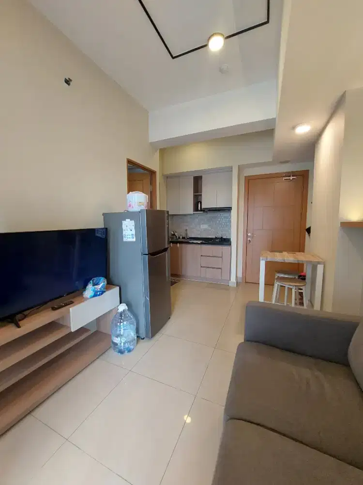 Disewakan terbaru 2BR furnish Apartement The Nest