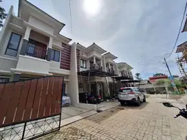 S655.Rumah 2lantai Minimalis Modern Dekat Kantor walkota Tangerang