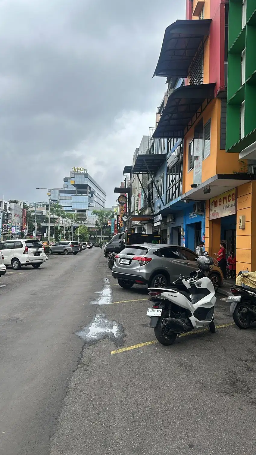 Ruko dijual Hyper paskal Square Blok B