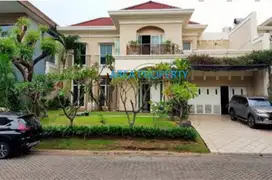RUMAH BAGUS LAGUNA REGENCY SURABAYA TIMUR (Tjin2Area)