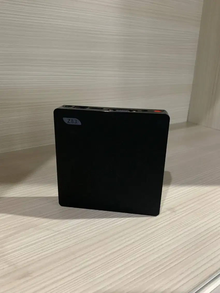 Mini PC Intel Z83-V Compact