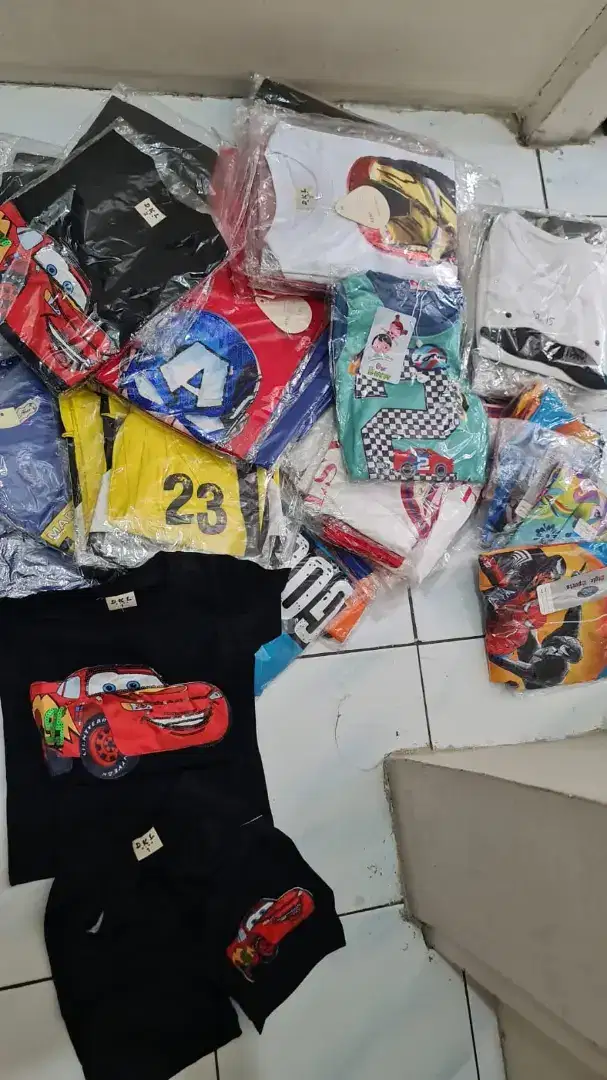 Paket usaha baju setelan baju anak BARU untuk dijual lagi JUAL RUGI