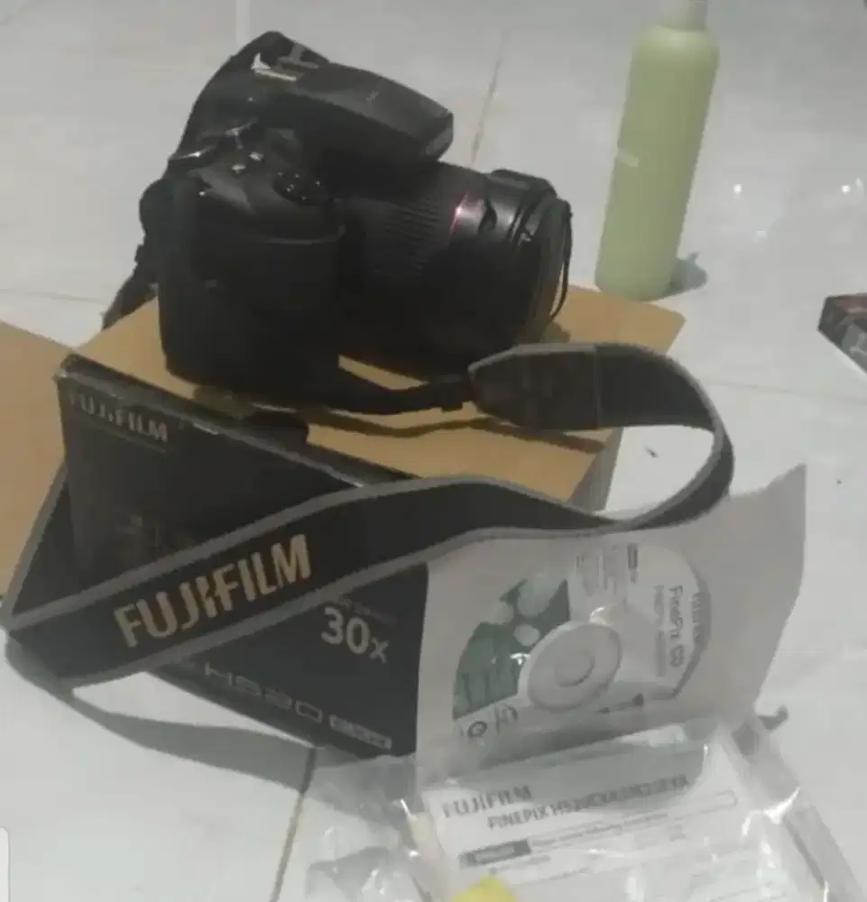 Kamera SLR Fuji HS 20 Mulus No Minus
