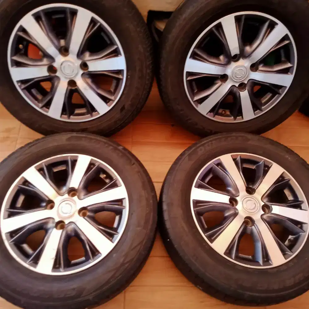 Velg oem nissan Grand Livina Hws R15 bisa avanza xenia panther kijang