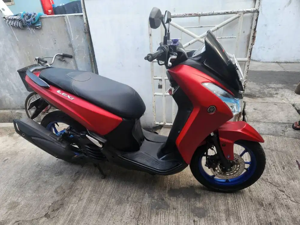 Lexi 2019 125 merah