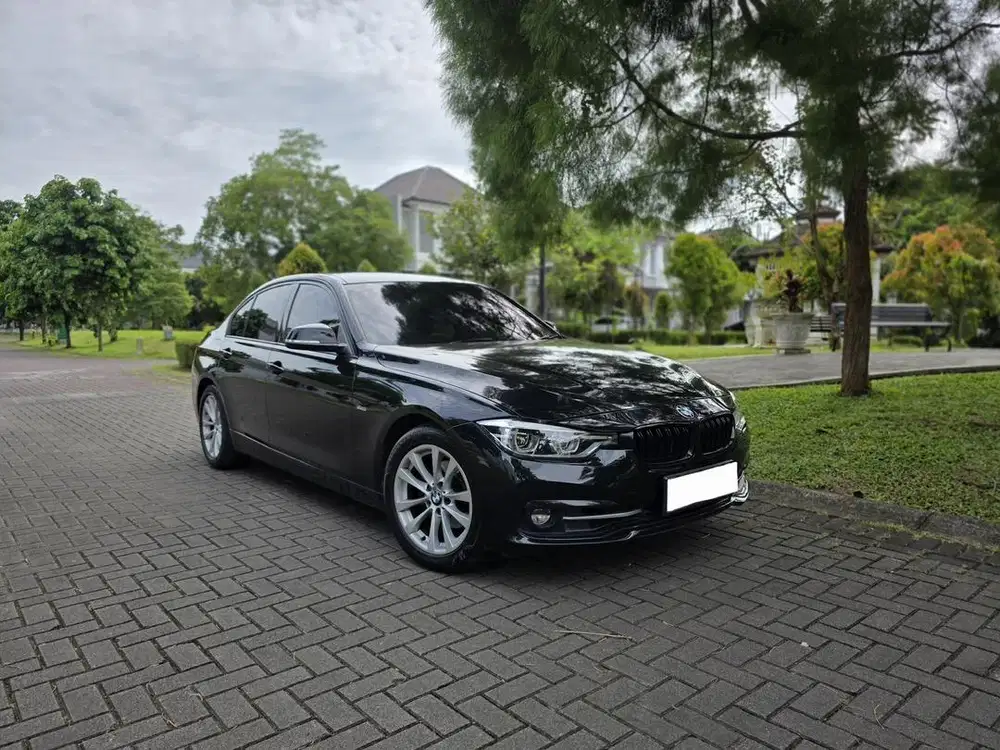 (CASH) BMW 320i F30 LCI Facelift Sport Digital Speedo 2017