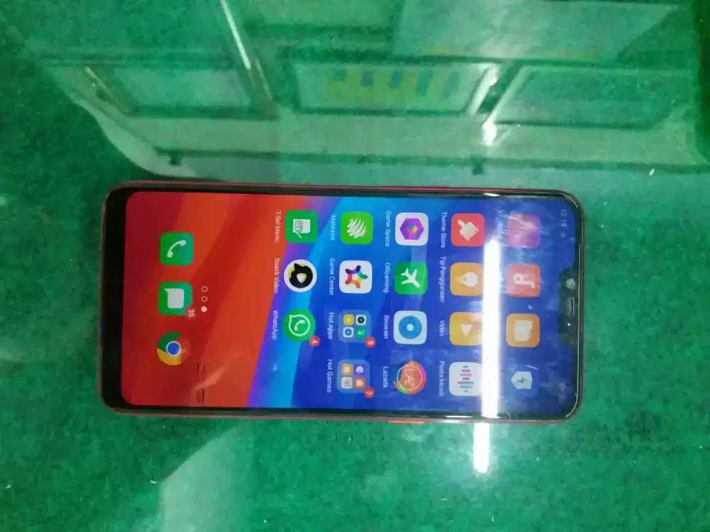 Oppo a3s. Ram 2/32.