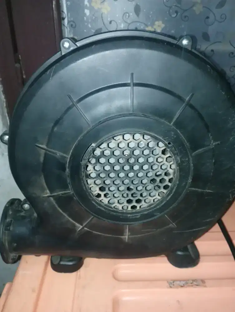 Pressure blower