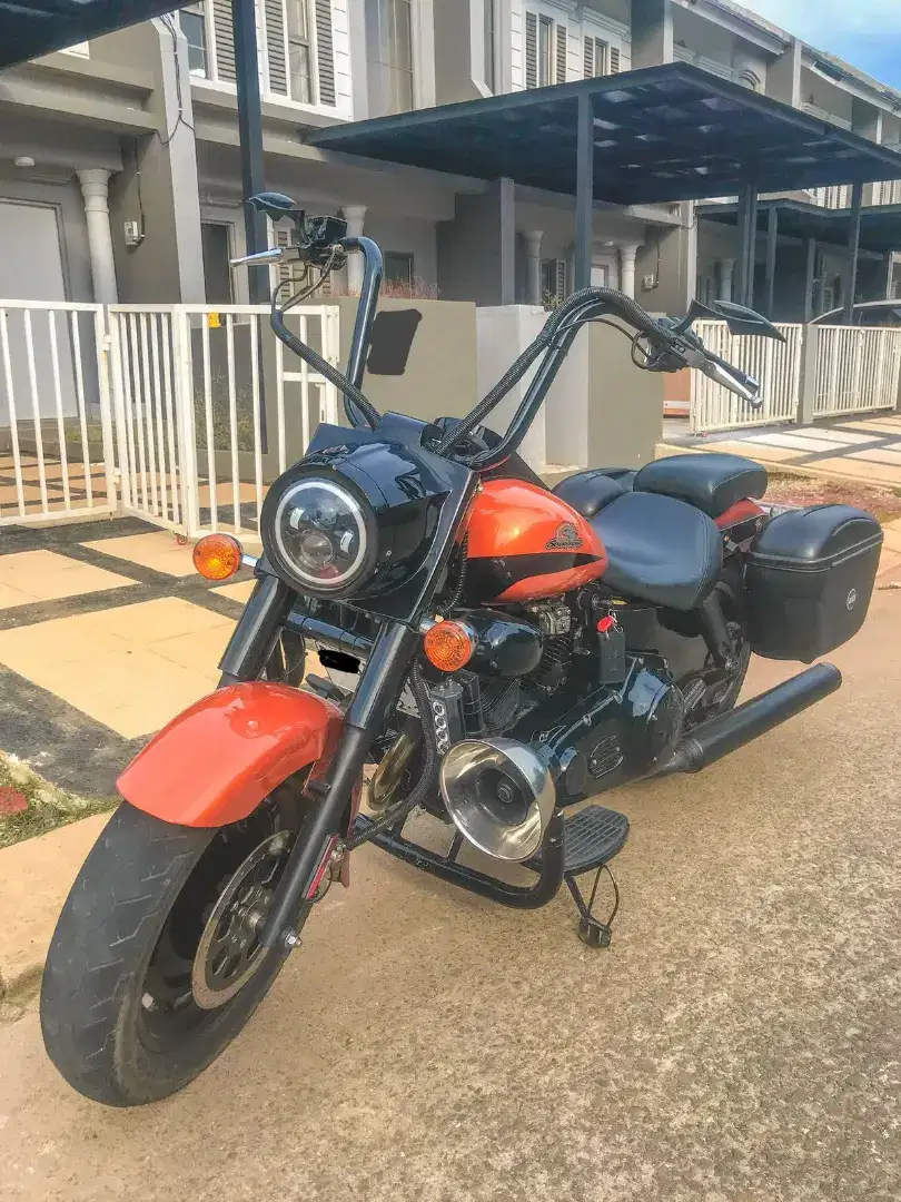 Kaisar Ruby Roadking 250