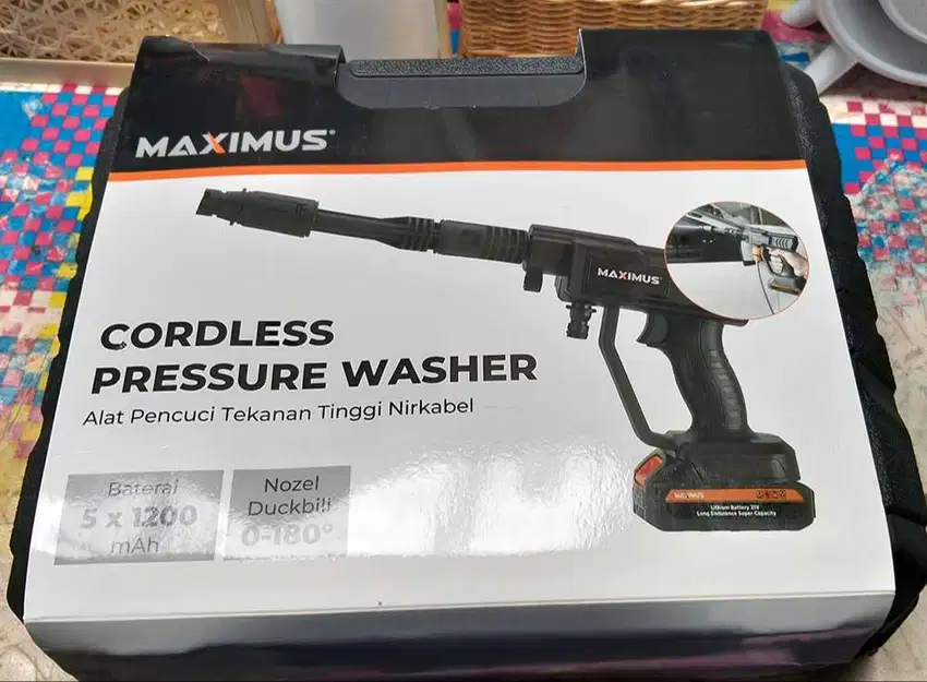 Maximus Jet Pressure Washer Cordless - Hitam