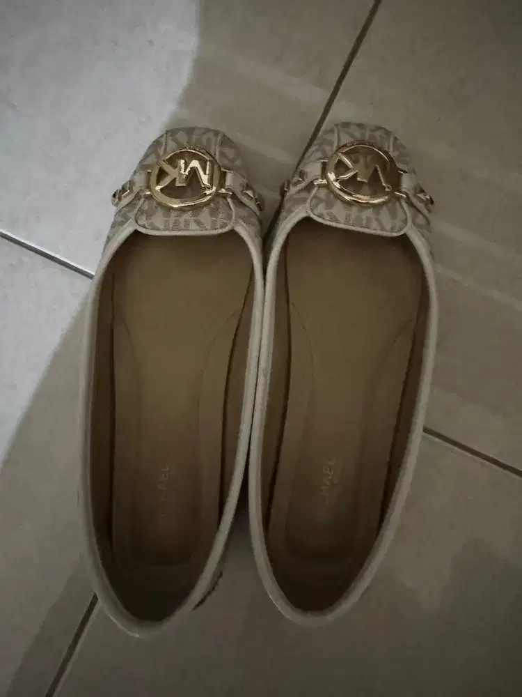 sepatu michael kors ori