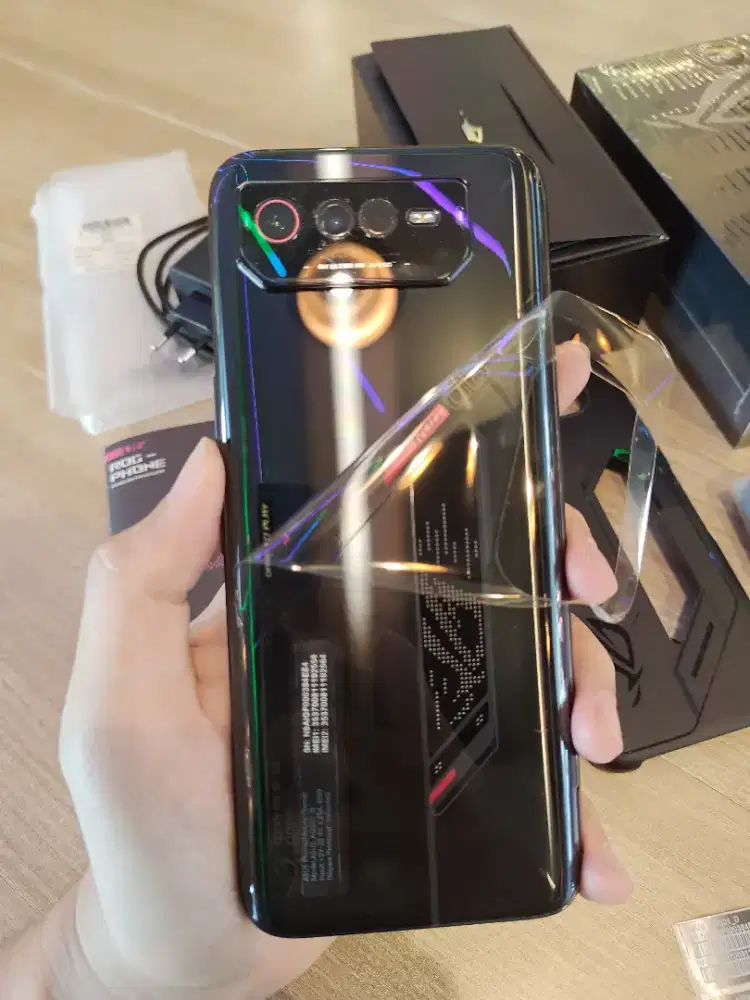 Asus ROG 6 8/256 SOLO