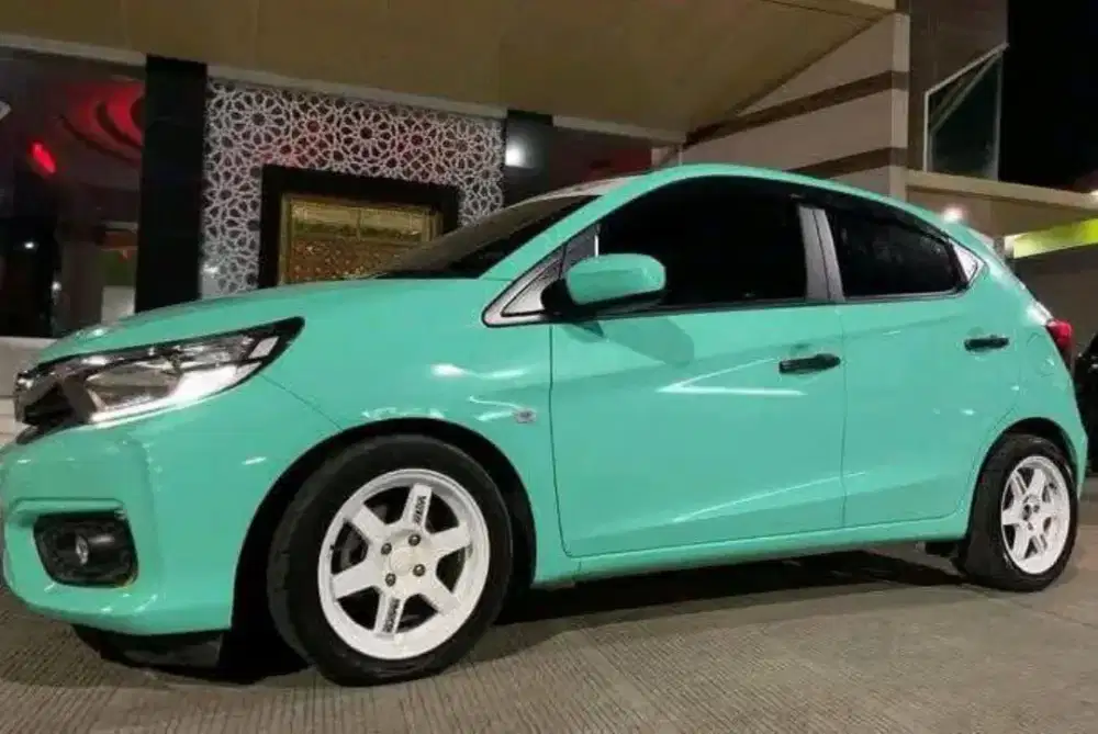 Aksesoris mobil/sticker mobil