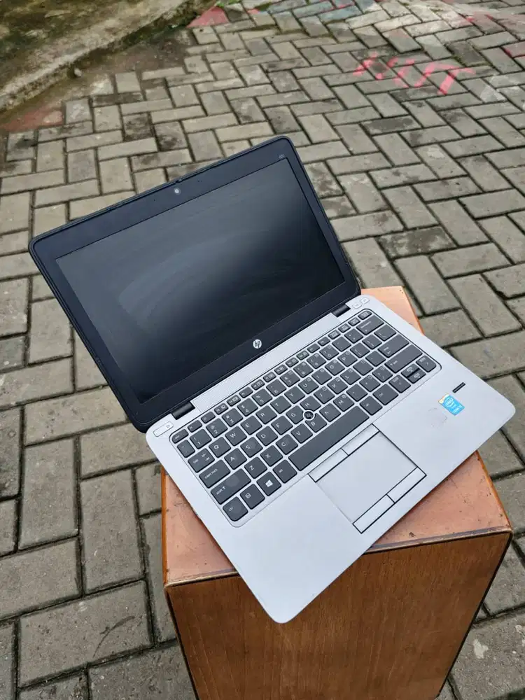 HP 820 G3 I5 GEN 6 RAM 8 SSD 128 SIAP PAKAI