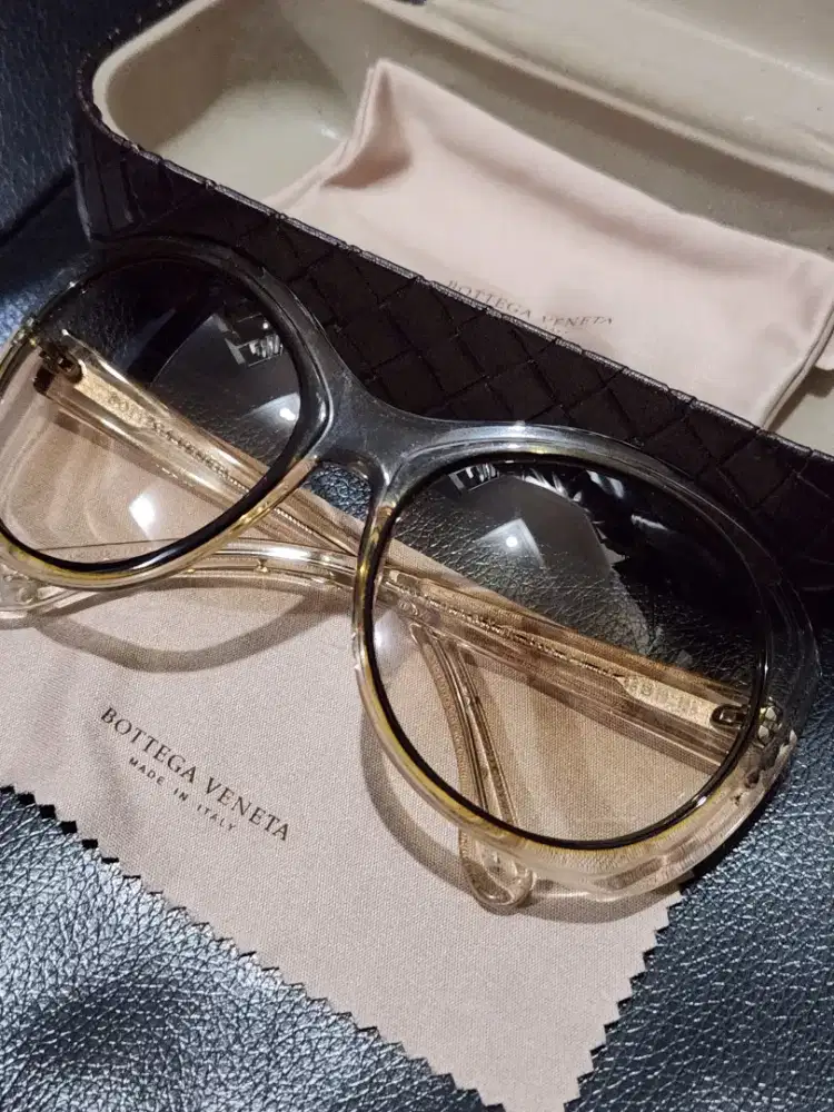 Bottega Veneta Sunglasses Auth