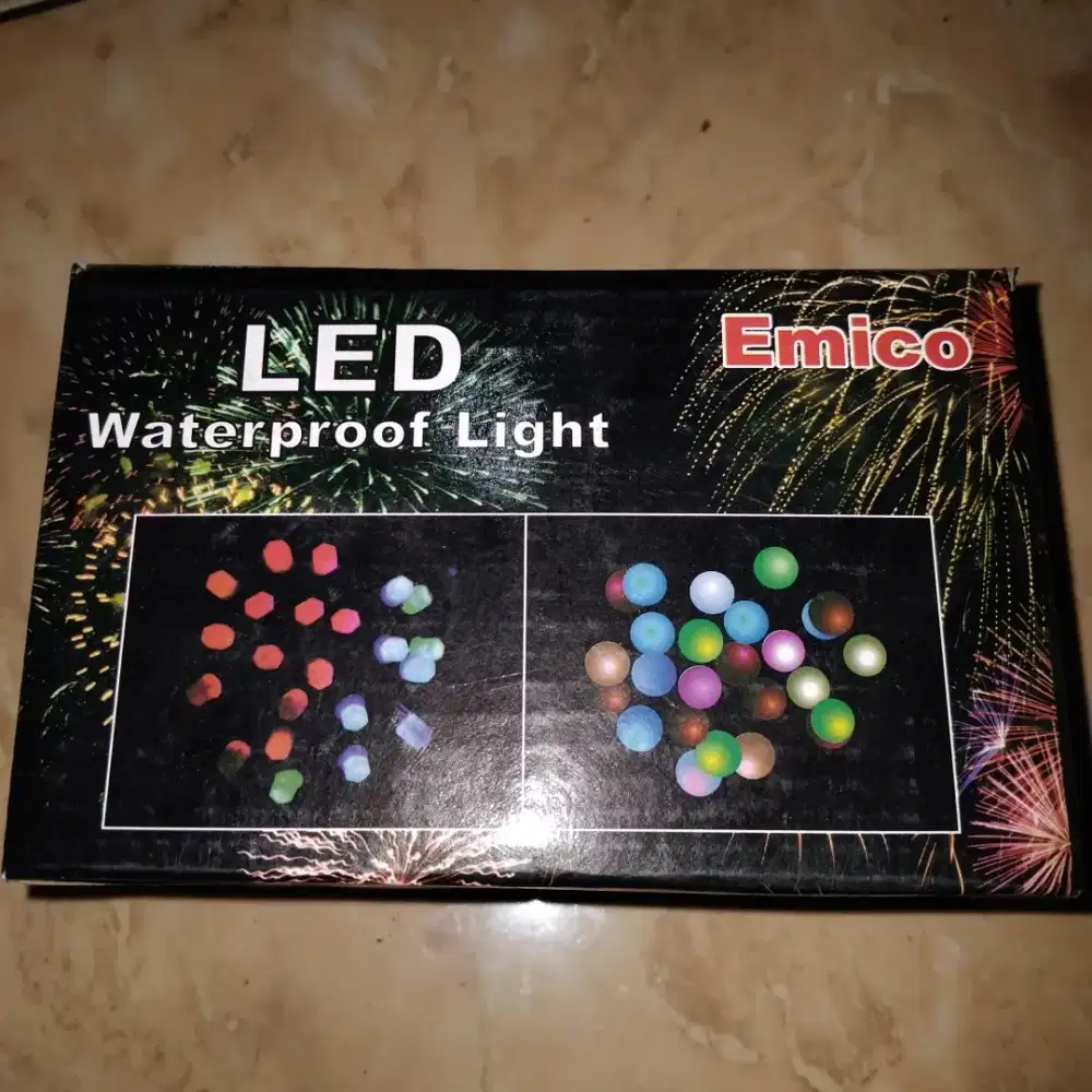 lampu natal bentuk hati