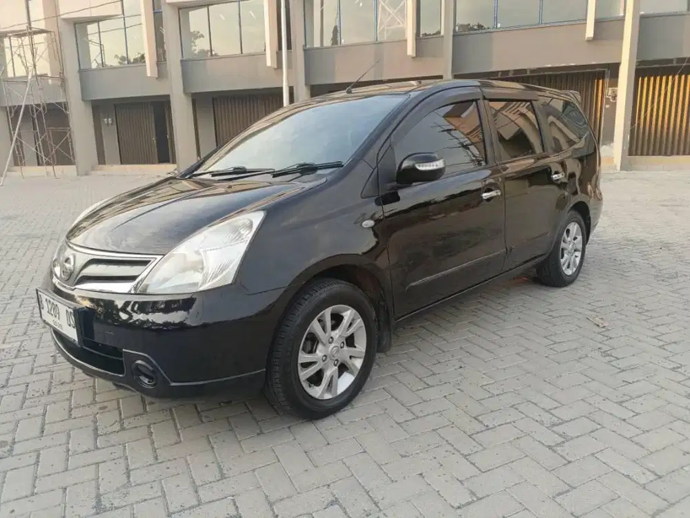 Nissan Grand Livina XV At 2012 76 jt