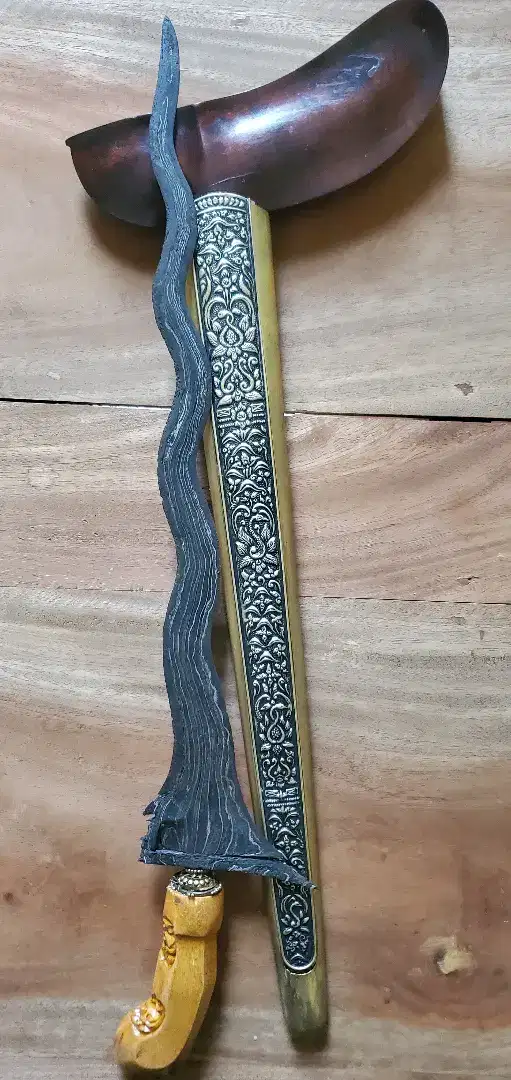 Keris carang soka sepuh