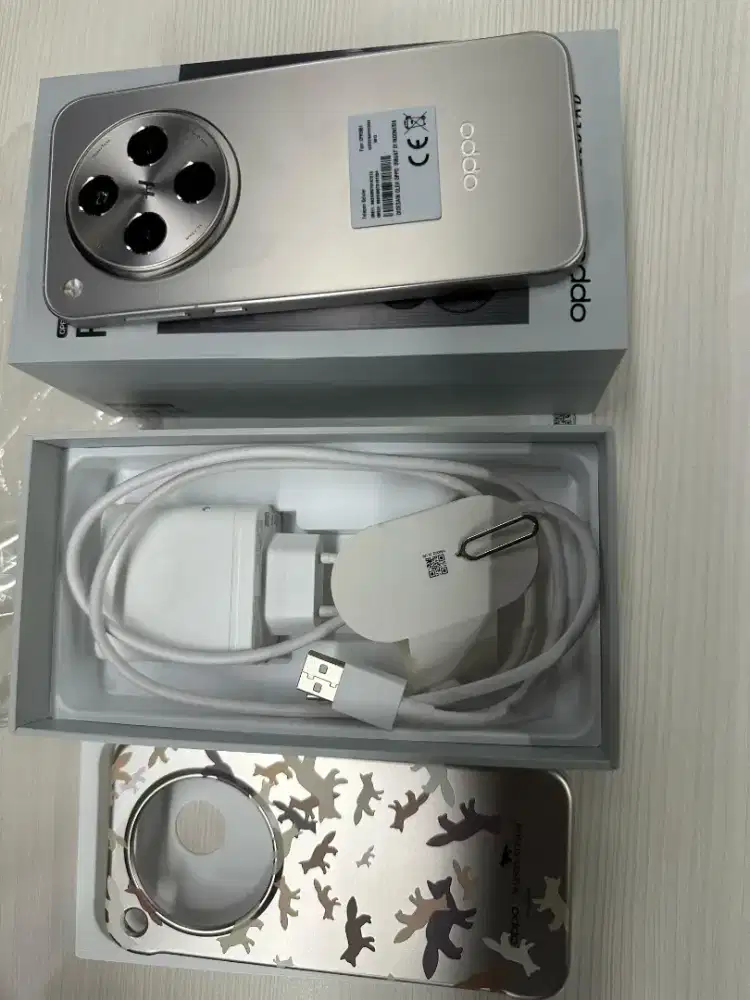 Sepatu Specs di jual murah masih segel