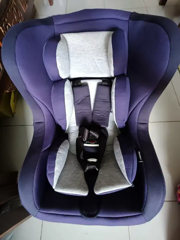 CARSEAT BABYDOES