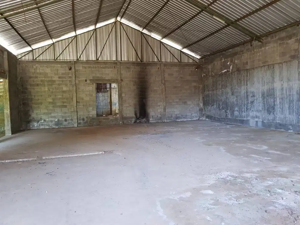 Dijual Gudang Hitung Tanah di Batu Imam Bonjol