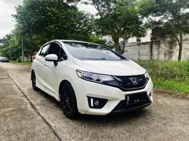 New Jazz RS CVT 2016