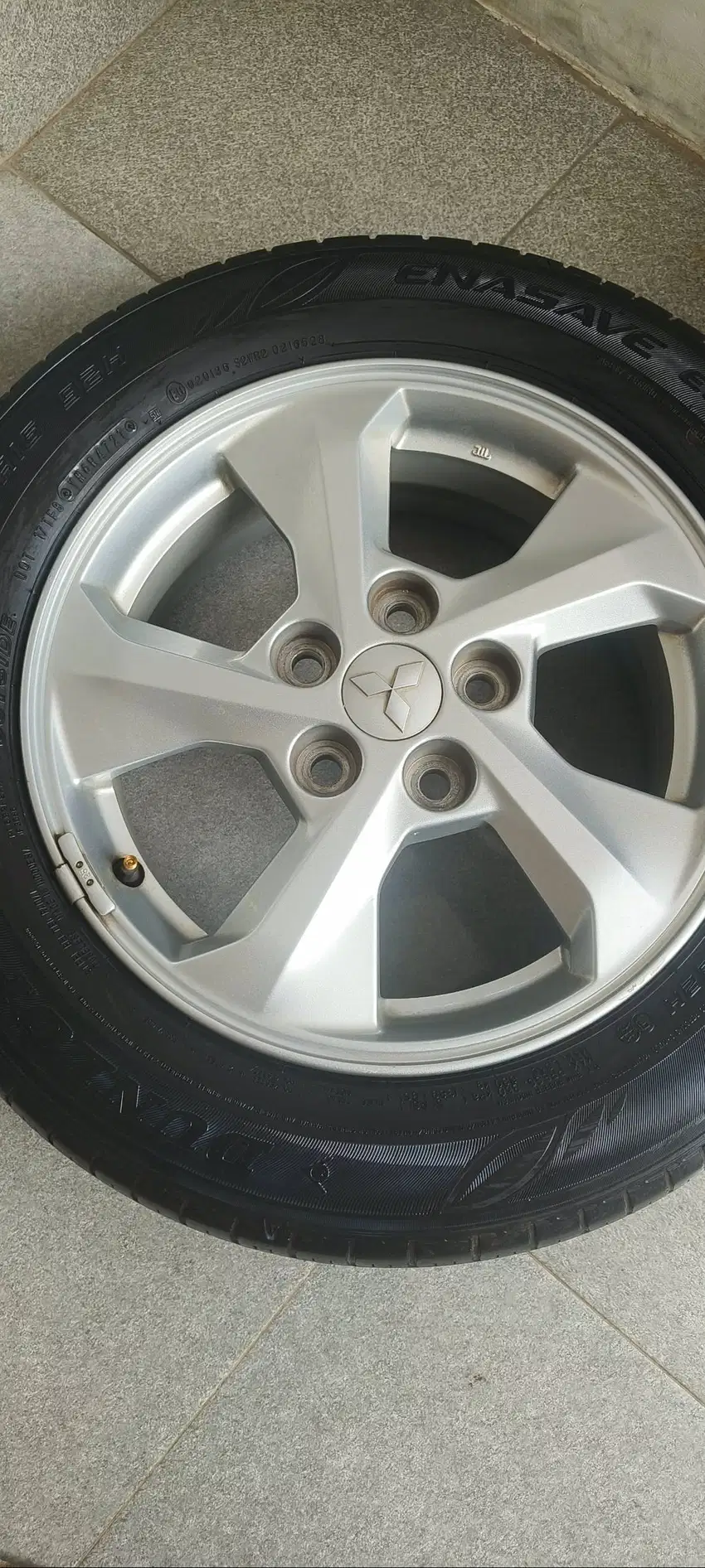 Velg dan Ban New Xpander 2022 R16