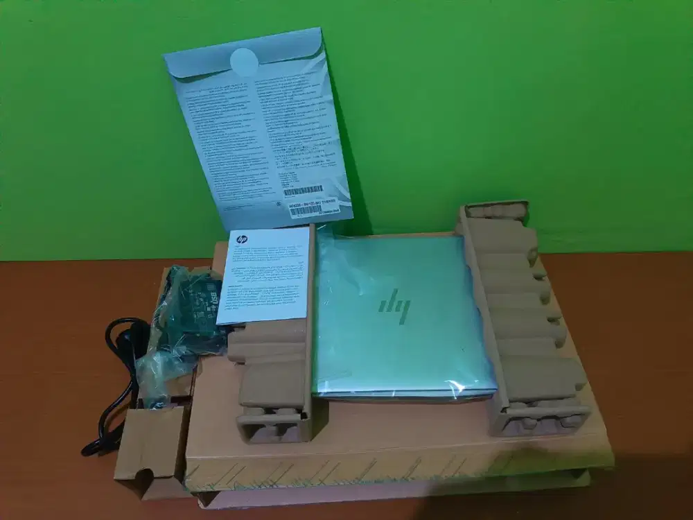 BNOB BARU HP ELITEBOOK 830 G9 TOUCHSCREEN LAPTOP BARU HARGA SECOND