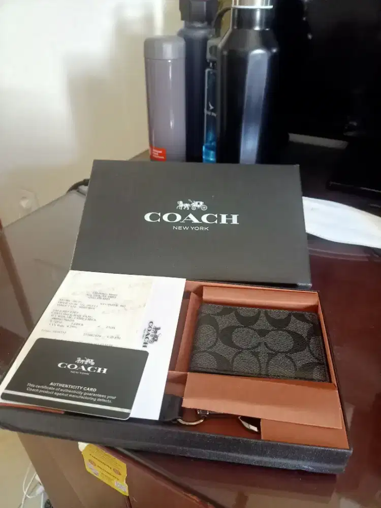Dompet Coach Black (segel lengkap)