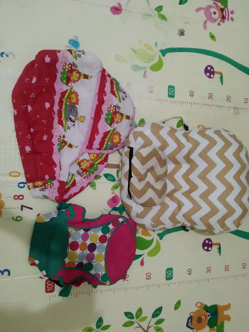 Sofa, gendongan dan bedong Bayi