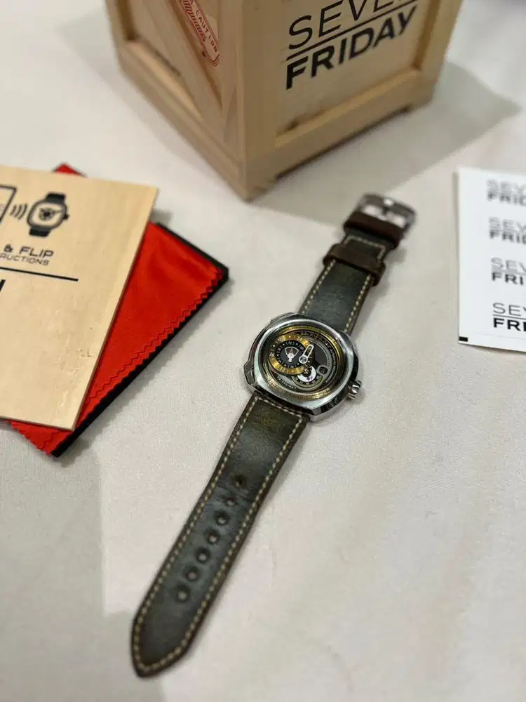 SEVEN FRIDAY Q2 - LIMITED SERIES WATCH