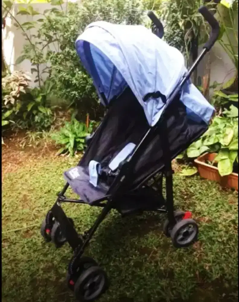 Stroler masih sangat layak pakai warna seperti digambar